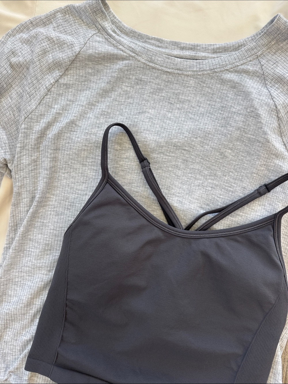 Workout top Bundle - Picture 3 of 3
